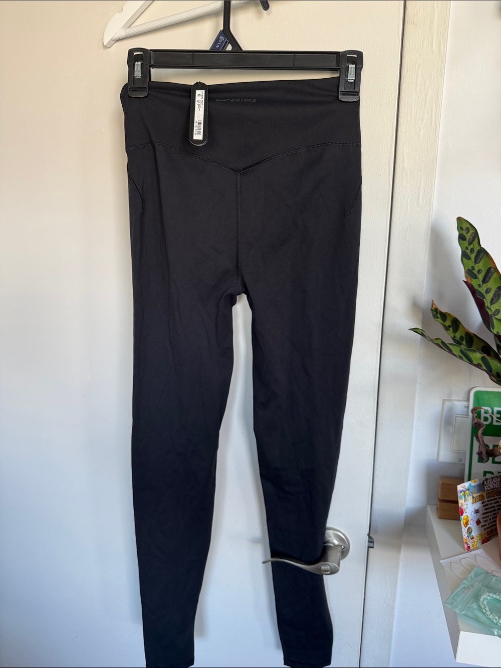 Nike skims Black High-Waist Leggings